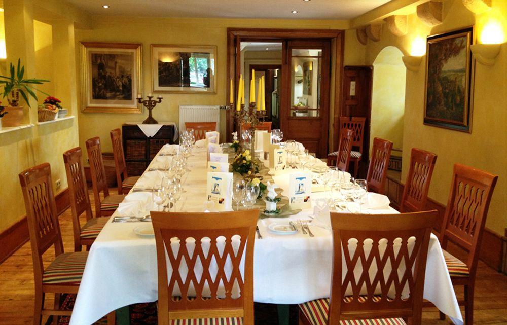 Hotel Schloss Edesheim Εξωτερικό φωτογραφία