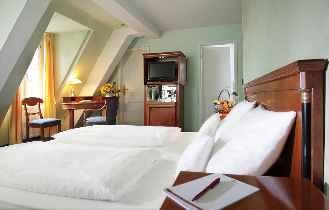 Hotel Schloss Edesheim Εξωτερικό φωτογραφία